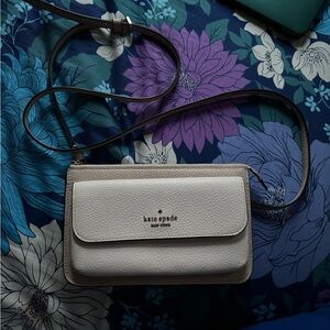 TAN KATE SPADE PURSE